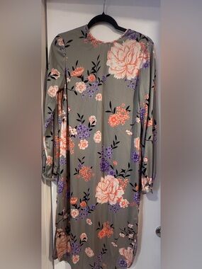 RARE VINTAGE- Hanae Mori Floral Long‎ Sleeve Midi Dress - size 6